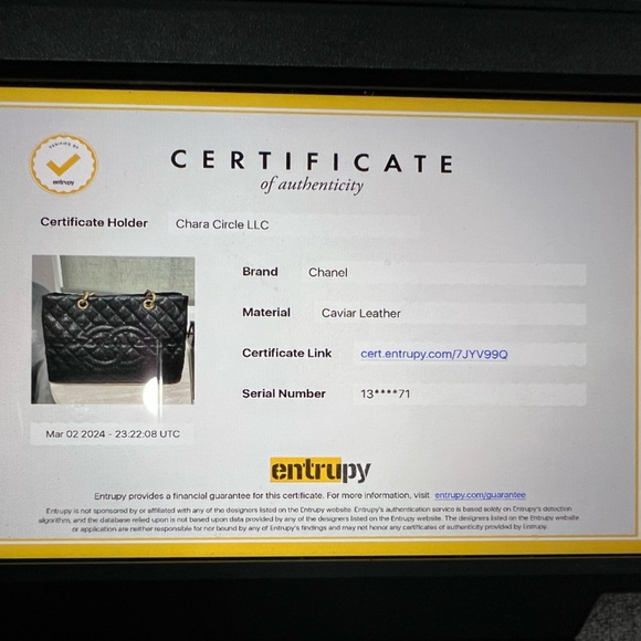 Caviar Quilted Grand Shopping Tote GST Black - Picture 15 of 16